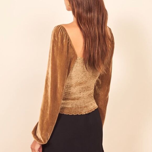 Refornation Mallory Crushed Velvet Top Gold Reyes - Picture 5 of 11
